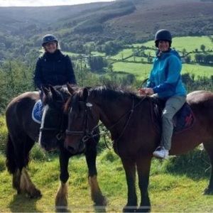 Meet your Posher, Carmel